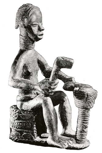 Figure 025003; Ldamie brass caster brass casting 
				Dan Gio people / Liberia; blacksmith;