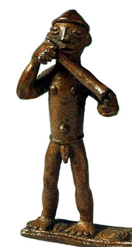 Liberia Ldamie brass figure Figure 001003 Ldamie brass caster brass casting Dan
Gio people / Liberia; 3 trumpeteers; ca. 1920-1950; brass; 5 5/16 in. (13.5 cm); Peabody Museum of Archeology and Ethnology (Cambridge);
No. 32-49-50/50