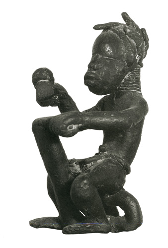Figure 008001; Ldamie brass caster brass casting 
				Dan Gio people / Liberia; blacksmith; collected in 1932-1933 by Alfred Tulk; brass; 6 5/16 in. (16 cm); Private Collection