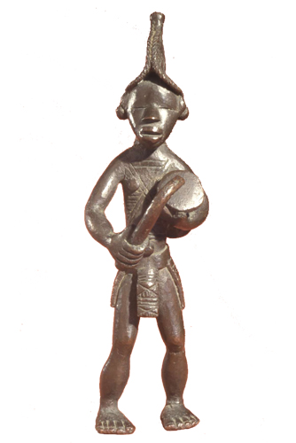 Liberia Ldamie brass figure Figure 021002 Ldamie brass caster brass casting Dan
Gio people / Liberia; Male figure with drum; collection of The British Museum